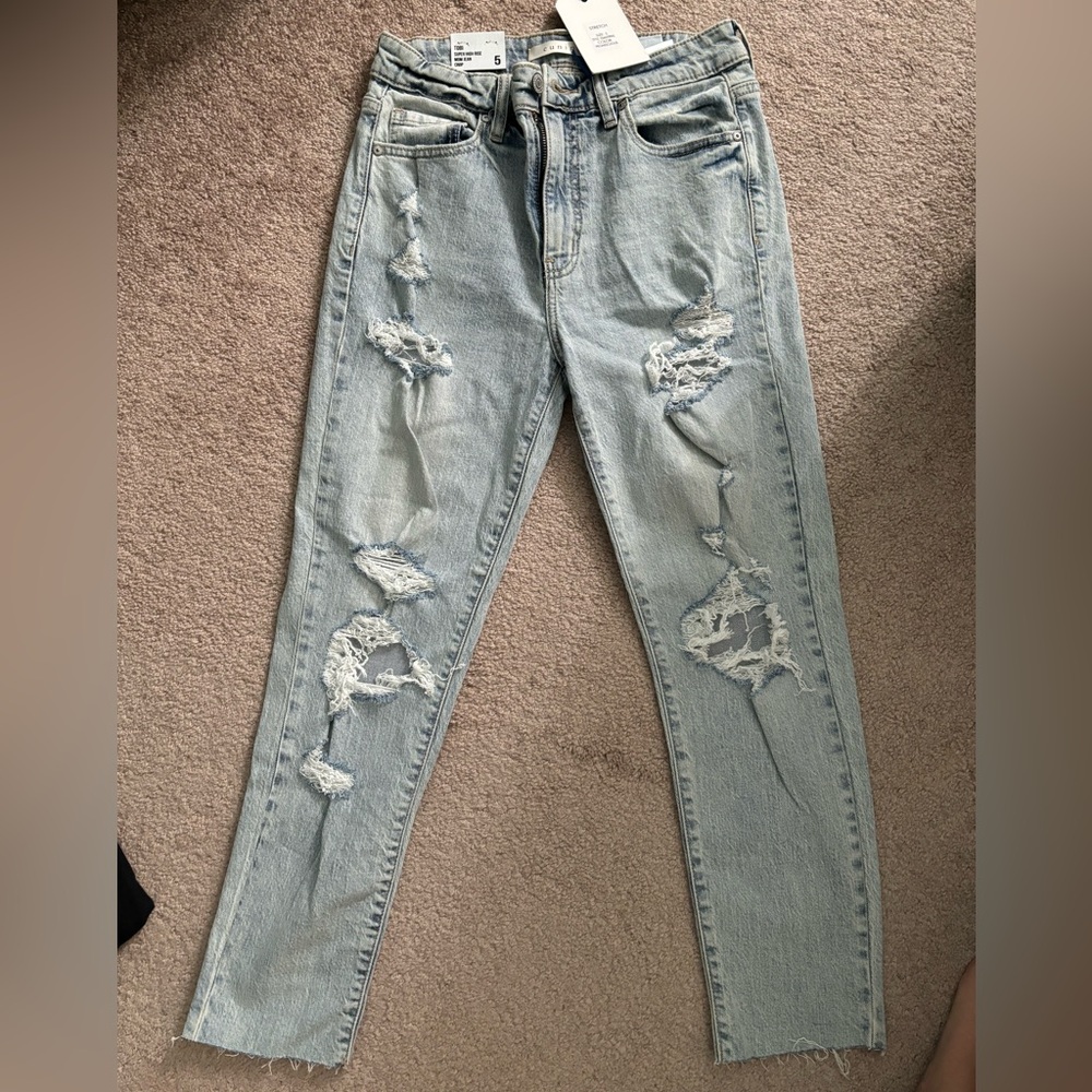 Tobi light acid wash high-waisted distressed jeans from LuLus. Size 5.